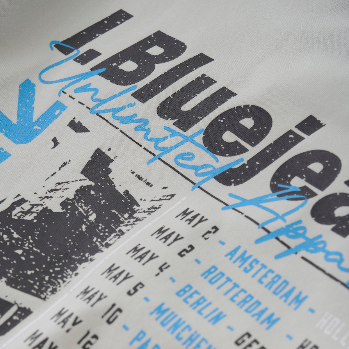 T-Shirt Badge and Backprint I Dawn Blue