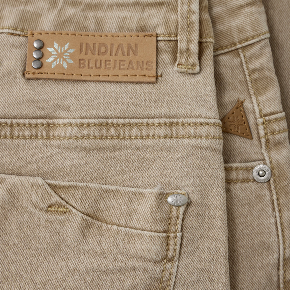 Wide Fit Beige | Cornstalk