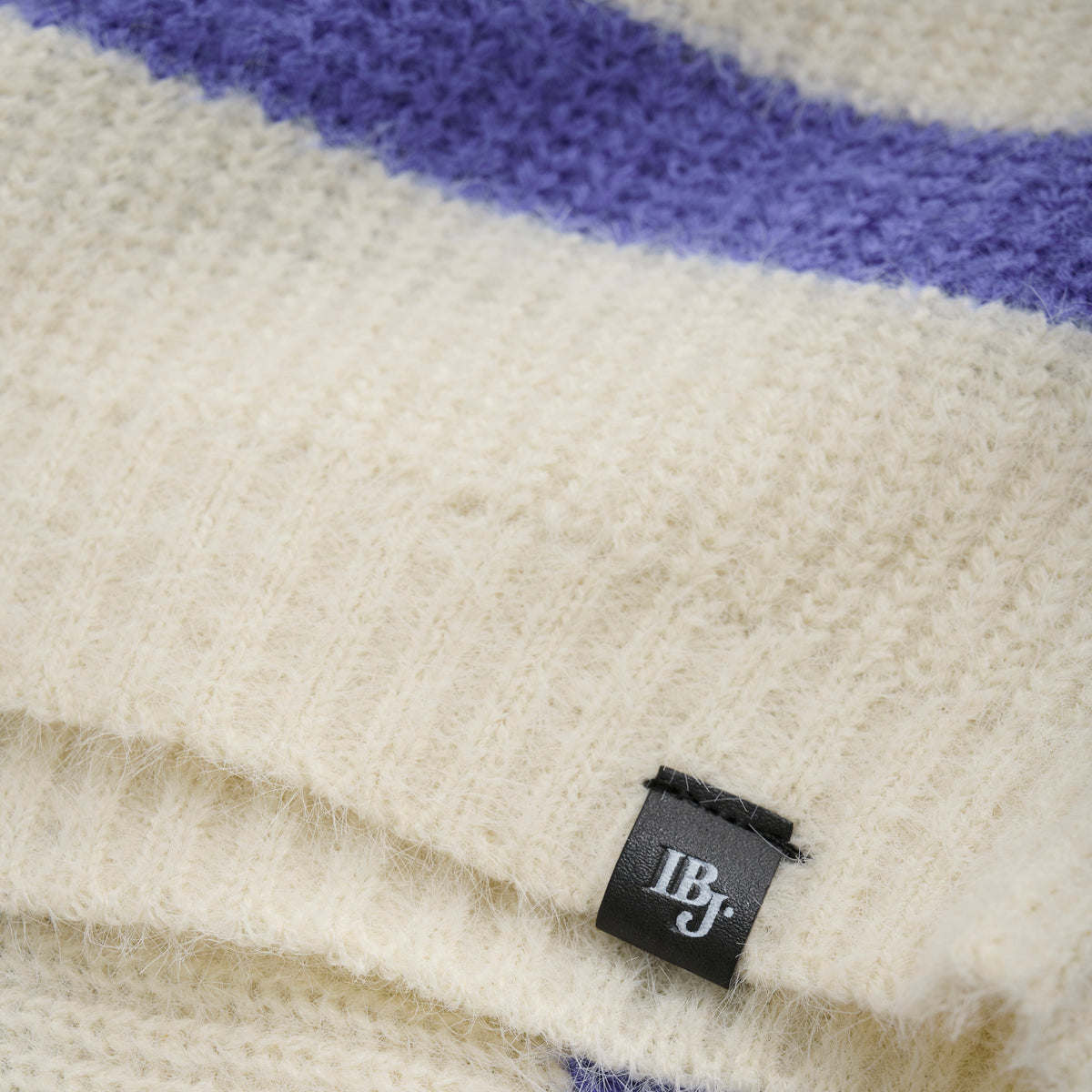 Knitwear Fuzzy Stripe | Cloud